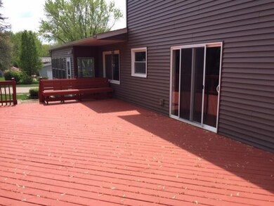 3907 Lorton Ave, Davenport, IA 52807 - photo 5