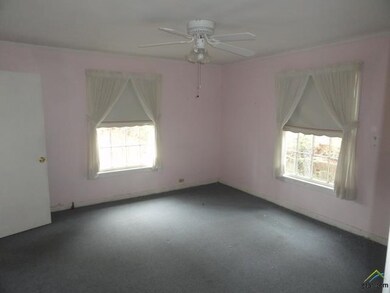 728 E Barbara St, Tyler, TX 75701 - photo 5