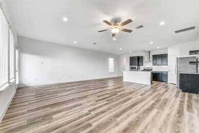 3028 Crown Gate Dr, Houston, TX 77047 - photo 6