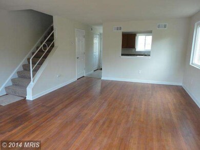 6220 Carters Ln, Riverdale, MD 20737 - photo 3