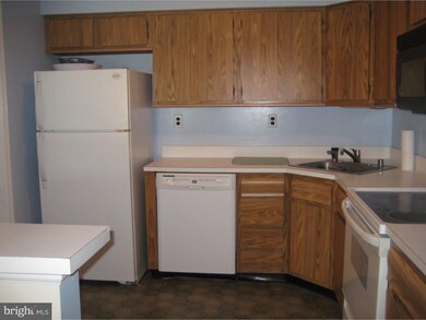 119A Birchfield Ct unit 119A, Mount Laurel, NJ 08054 - photo 6