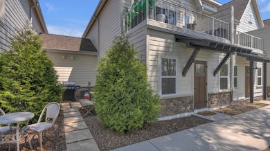 Front and side patio 2