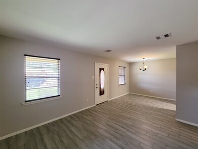 6107 Antha St, Houston, TX 77016 - photo 7