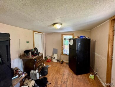 1018 Hayward St, Hannibal, MO 63401 - photo 6