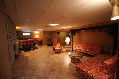 4441 Emerson Ave, Schiller Park, IL 60176 - photo 4