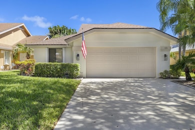 125 Cape Pointe Cir, Jupiter, FL 33477 - photo 2