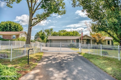 269 Mohawk Cir, Seymour, TN 37865 - photo 7