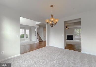 3424 Amberton Ct, White Plains, MD 20695 - photo 5