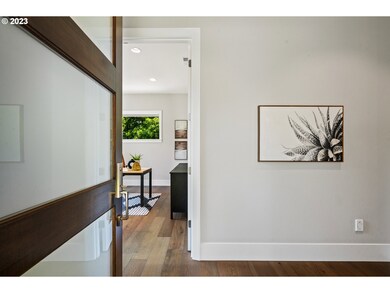 2301 Wembley Park Rd, Lake Oswego, OR 97034 - photo 3