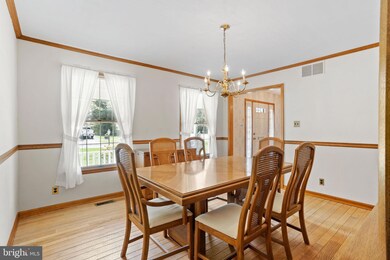 267 Linden St, Moorestown, NJ 08057 - photo 5