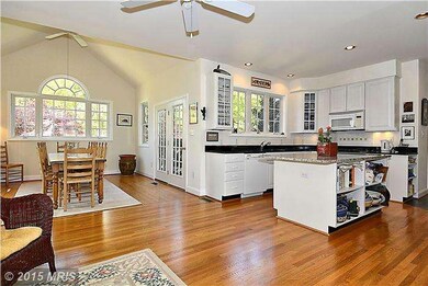 19443 Silcott Ln, Purcellville, VA 20132 - photo 2