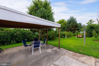 48 Mechanic St, Bridgeport, NJ 08014 - photo 4