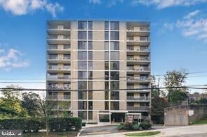 2100 Washington Ave unit 2A, Silver Spring, MD 20910 - photo 2