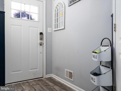 1306 Creekland Ct, Stoney Beach, MD 21226 - photo 5