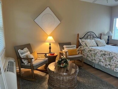 8290 Mulligan Cir unit B, Port Saint Lucie, FL 34986 - photo 2