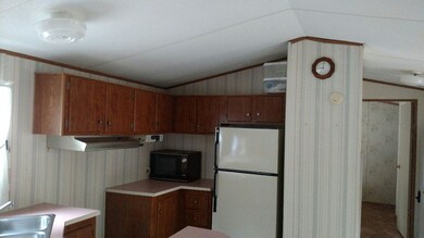 122 Colcord Hill Rd, Effingham, NH 03882 - photo 7