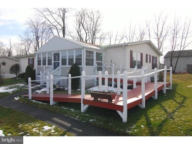 415 Allenbrook Ln, Reading, PA 19606 - photo 4