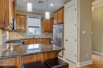 10-web-or-mls-102 Seabrook Ln-10
