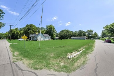 602 Pine St, Bonham, TX 75418 - photo 5