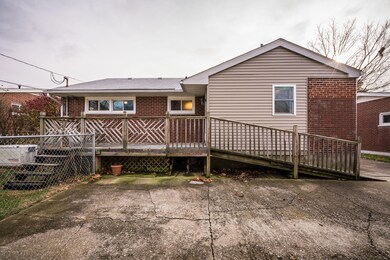 9607 Sue Helen Drive-10.jpgback of house