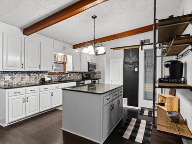 644 Ponderosa Dr, Hurst, TX 76053 - photo 5