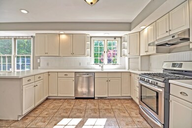 43 Hillando Dr, Shrewsbury, MA 01545 - photo 6