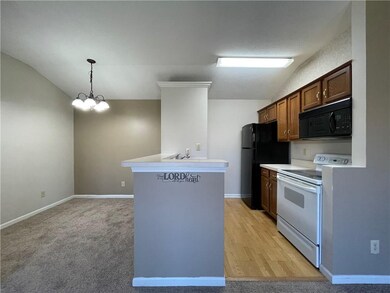 121 Andrews Blvd, Plainfield, IN 46168 - photo 6