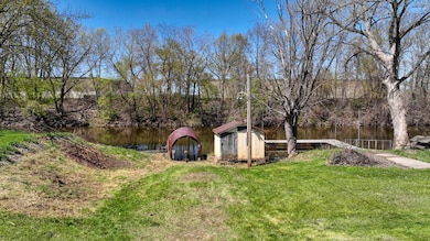 1920 Fanell Dr, La Crosse, WI 54601 - photo 5