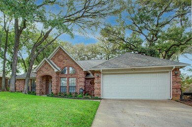 1300 Donna Ln, Bedford, TX 76022 - photo 4