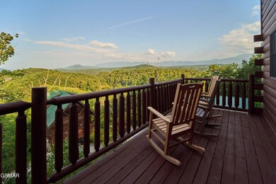 Moonstruck-Lodge-8-26-24-028