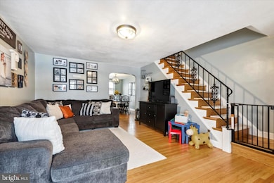 716 Oakwood Dr, Glenolden, PA 19036 - photo 3