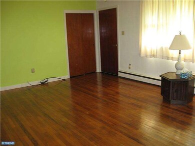 109 Cirak Ave, Norristown, PA 19403 - photo 4