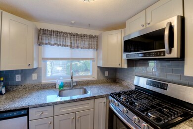 38 Walcott Valley Dr unit 38, Hopkinton, MA 01748 - photo 7