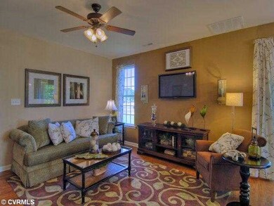 Den/Family/Great Room - Sample photo from Ryan Hom