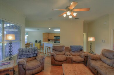 213 Waverly Ct, Weatherford, TX 76085 - photo 3