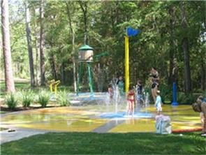 23 Bowerbank Ct, Magnolia, TX 77354 - photo 4