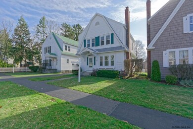 1472 Baker Ave, Schenectady, NY 12309 - photo 4
