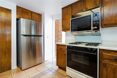 3410 E Saint Francis Place, Long Beach, CA 90805 - photo 7