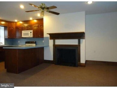 17 S 4th St unit 2, Hamburg, PA 19526 - photo 6