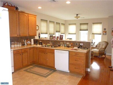 1009 Burgundy Cir, Pennsburg, PA 18073 - photo 6