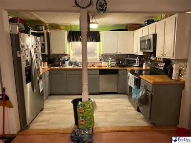 413 Devon Rd, Marion, SC 29571 - photo 4