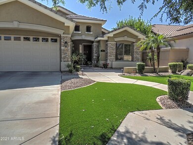 8051 S Michele Ln, Tempe, AZ 85284 - photo 2