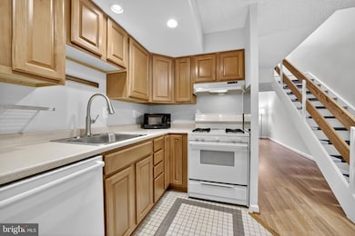 Park Princess/Logan Park unit 304, Washington, DC 20005 - photo 6