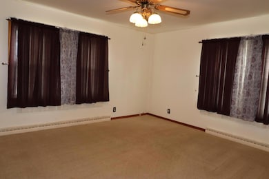 102 W Bryant St, Greensburg, IN 47240 - photo 7