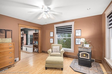 325 W Flint St, Lake Orion, MI 48362 - photo 4