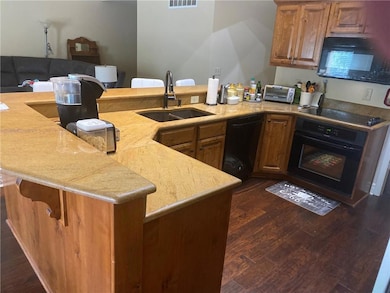 22325 W Cedar St, Tonganoxie, KS 66086 - photo 4