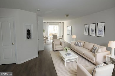 9219 Mccarty Rd, Lorton, VA 22079 - photo 7