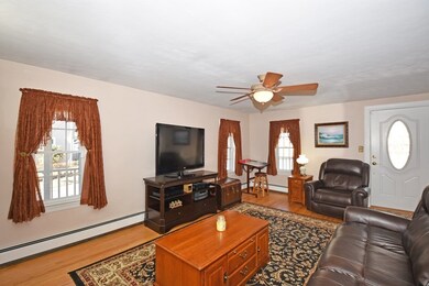 182 Hamilton St, Worcester, MA 01604 - photo 4