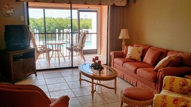 3245 Purple Martin Dr unit 1, Punta Gorda, FL 33950 - photo 2