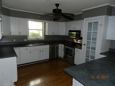 297 Dixon Rd, Shelbyville, TN 37160 - photo 5